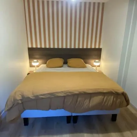 La Maison Dans Les Hauteurs De *